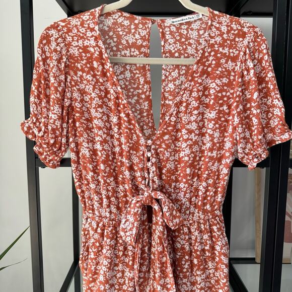 Abercrombie & Fitch Orange White Floral Short Sleeve Bow Front Romper XS Petite - Picture 2 of 8